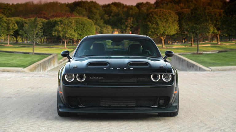 ‏Vì sao xe Mỹ thường dùng động cơ 'siêu to khổng lồ'?‏