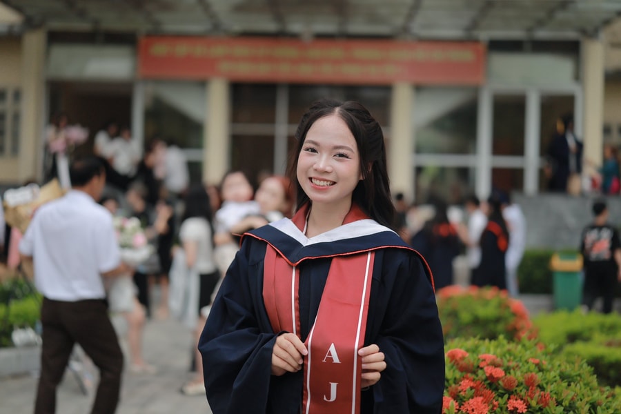 Đề xuất miễn bồi hoàn học phí với du học sinh gặp sự cố bất khả kháng