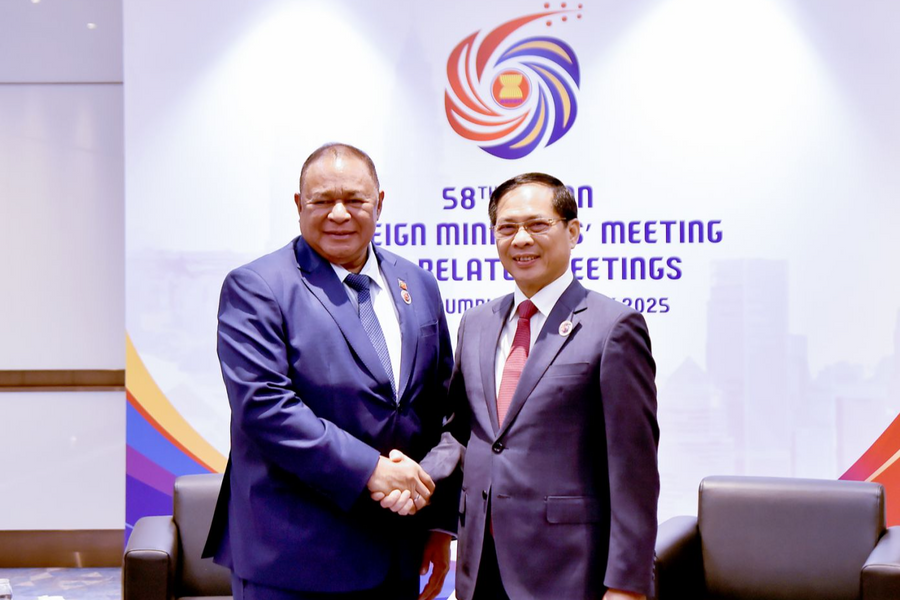 Phó Thủ tướng Bùi Thanh Sơn gặp 2 Bộ trưởng Ngoại giao Philippines và Timor-Leste, thúc đẩy hợp tác nhiều lĩnh vực