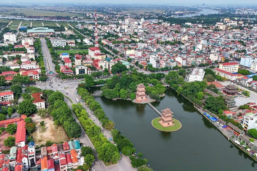 Xử lý kiến nghị của tỉnh Ninh Bình về xây dựng cảng hàng không quốc tế, 9 cây cầu bắc qua 2 dòng sông