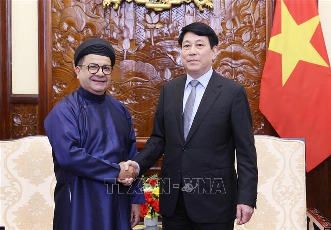 Chủ tịch nước Lương Cường tiếp Đại sứ Chile đến chào từ biệt