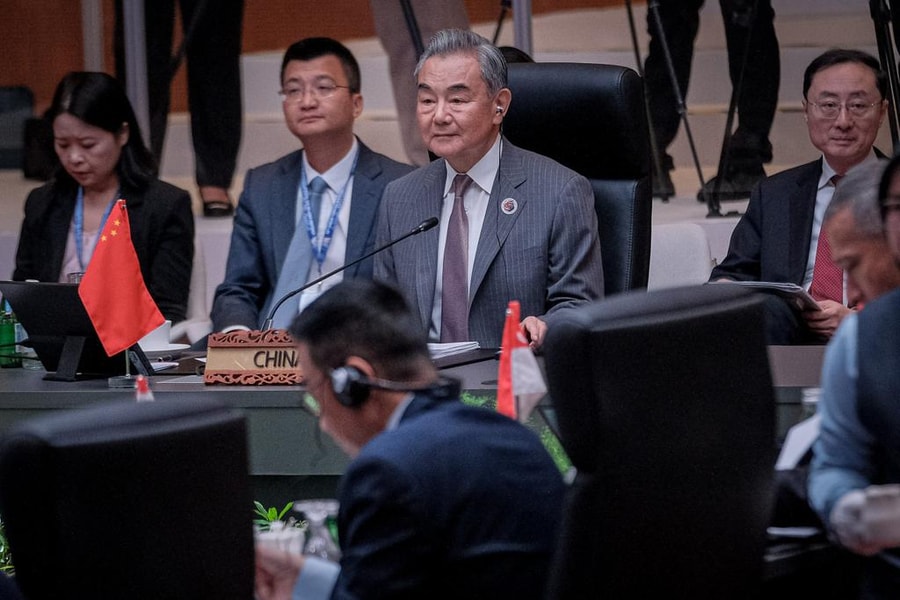 Trung Quốc muốn đối thoại và tăng cường quan hệ với Pháp