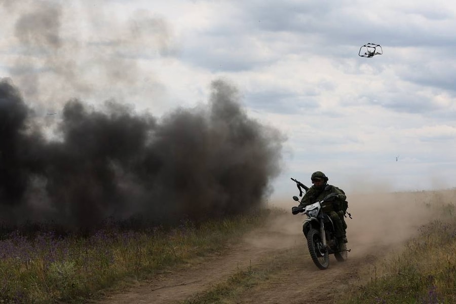 Nga tiếp tục tấn công hàng trăm máy bay không người lái và tên lửa vào Ukraine