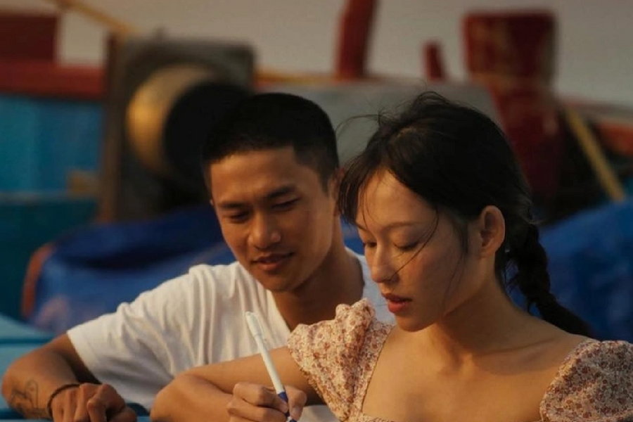 Phim 'Đàn cá gỗ' vươn lên top 1 doanh thu phòng vé trong ngày