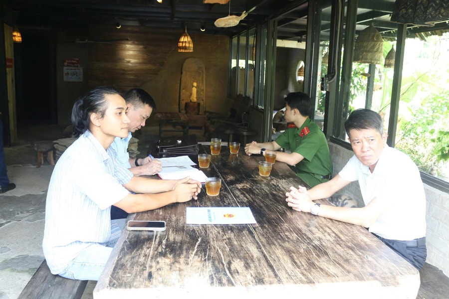 Bán 2 chai rượu mận 700.000 đồng cho du khách thăm Sa Pa, một cá nhân bị phạt 2 triệu đồng