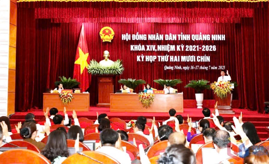 Kỳ họp thứ 29 HĐND tỉnh Quảng Ninh thông qua 26 nghị quyết quan trọng