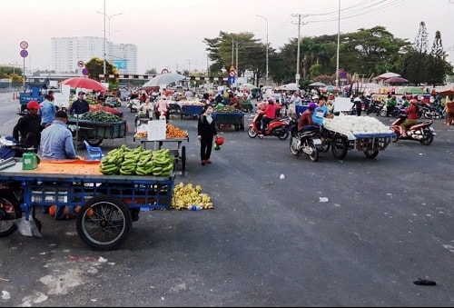 TP HCM: Đề xuất lắp thêm camera giám sát để xử phạt lấn chiếm lòng đường, vỉa hè