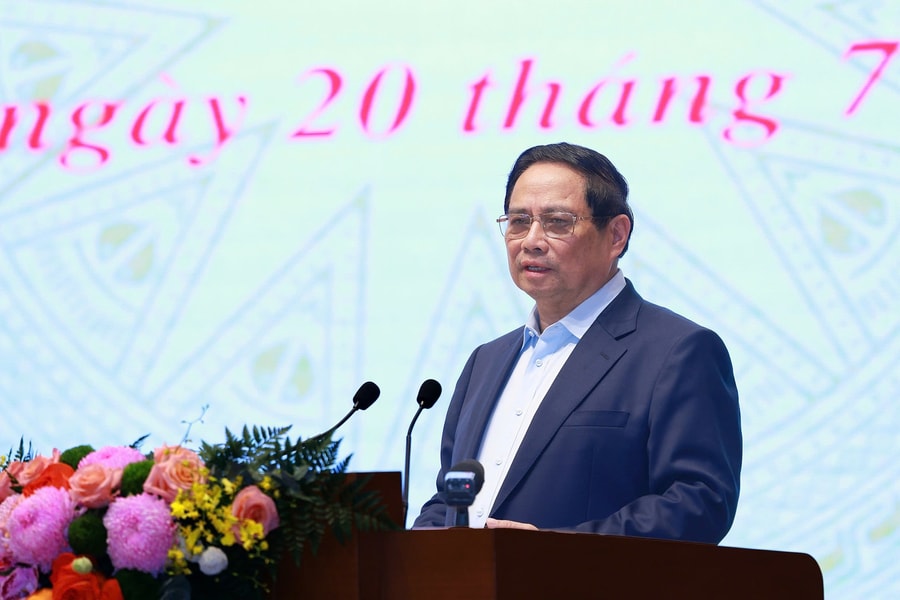 Đãi ngộ đặc biệt để thu hút ít nhất 100 chuyên gia khoa học công nghệ hàng đầu về nước làm việc