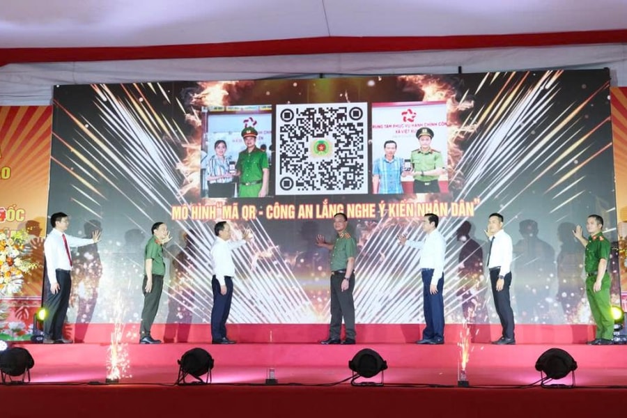 Thứ trưởng Bộ Công an dự Ngày hội Toàn dân bảo vệ ANTQ tại Hà Tĩnh