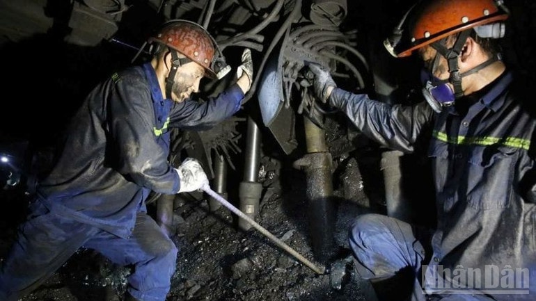 TKV và các đơn vị thành viên tập trung ứng phó bão số 3