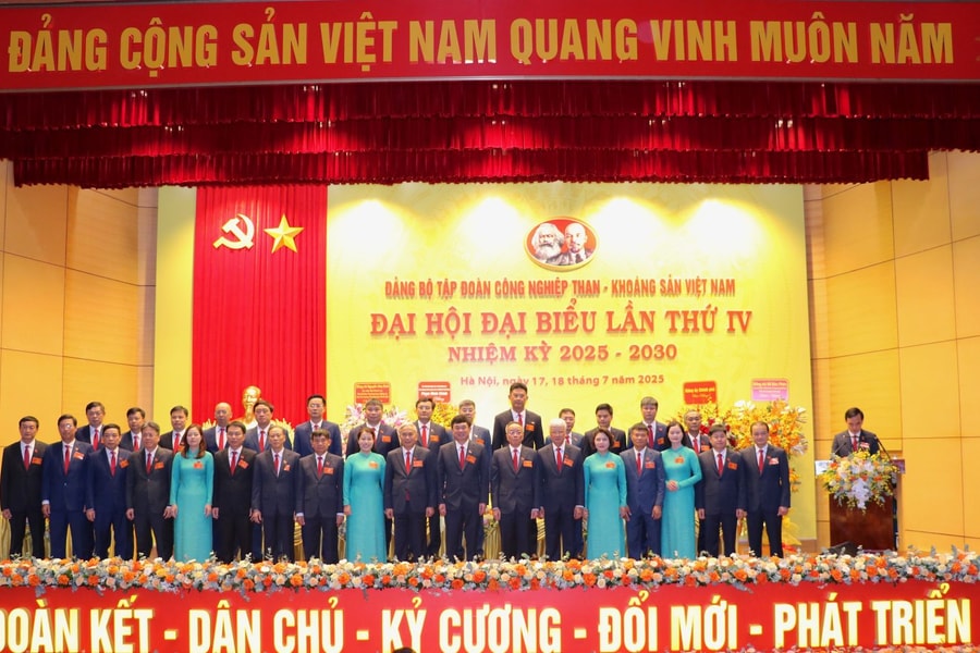 Đại hội Đại biểu Đảng bộ Tập đoàn Công nghiệp Than - Khoáng sản Việt Nam lần thứ IV, nhiệm kỳ 2025 - 2030 thành công tốt đẹp