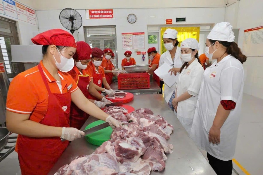 Bộ Y tế đề xuất tăng mức phạt lên tối đa để đủ sức răn đe với vi phạm an toàn thực phẩm