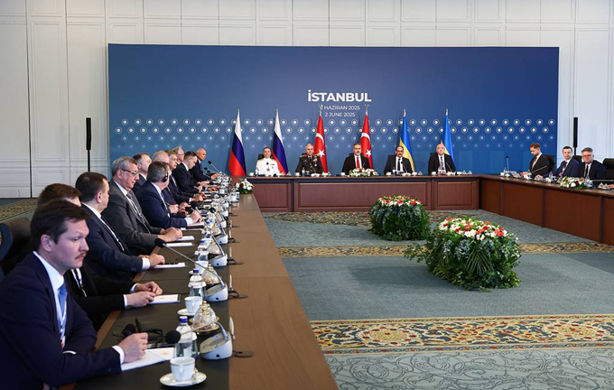 Nga và Ukraine bắt đầu vòng đàm phán mới, nhưng kỳ vọng đột phá vẫn thấp