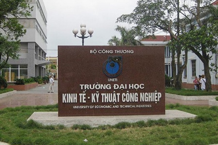 Trường ĐH Kinh tế - Kỹ thuật Công nghiệp công bố điểm sàn xét tuyển năm 2025