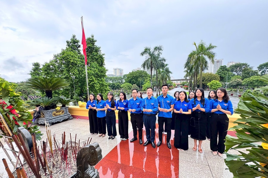 Thắp nến tri ân – Nhân kỷ niệm 78 năm Ngày Thương binh Liệt sĩ