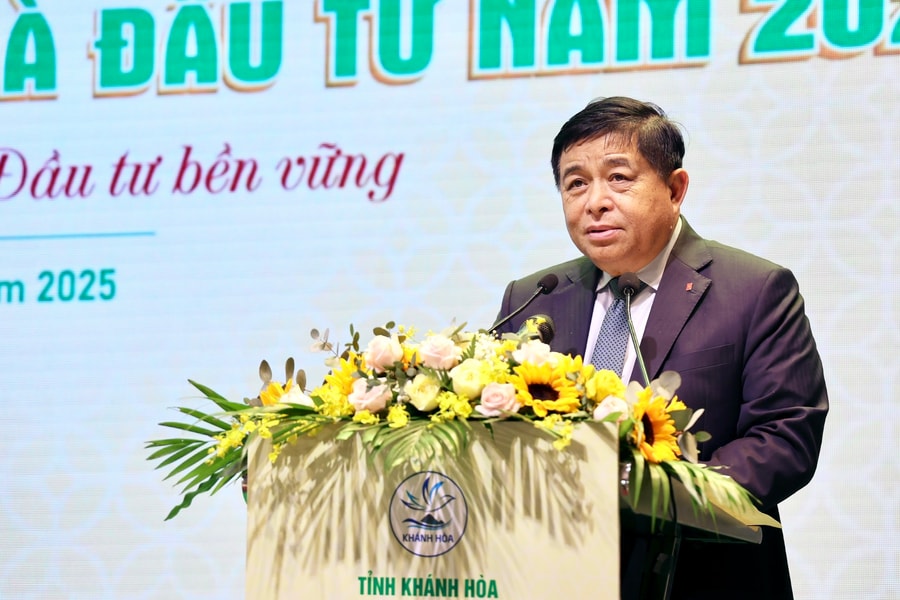 Doanh nghiệp, nhà đầu tư tại Khánh Hòa phải thật sự trở thành những chiến sỹ trên mặt trận kinh tế