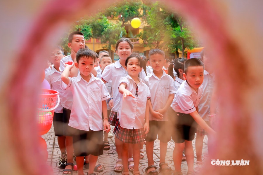 Từ sân trường đến sân chơi: Học sinh Hà Nội có mùa hè ý nghĩa