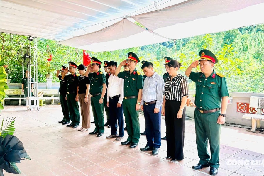 Đoàn Kinh tế Quốc phòng 313 - Quân khu 2 với nhiều hoạt động tri ân trong dịp lễ kỷ niệm 27/7