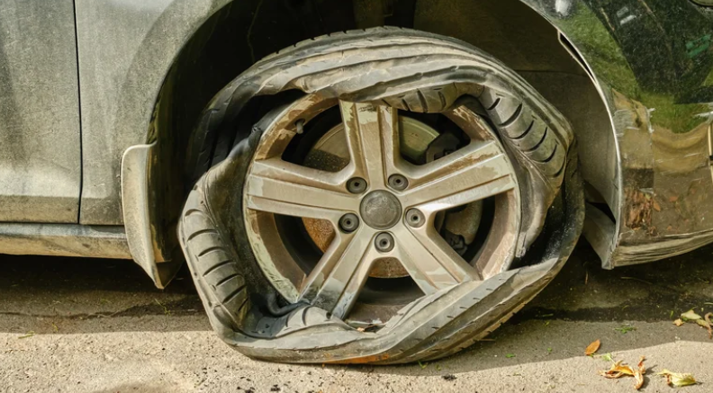 Bánh xe ô tô có giới hạn tốc độ không và điều gì xảy ra nếu bạn vượt quá?