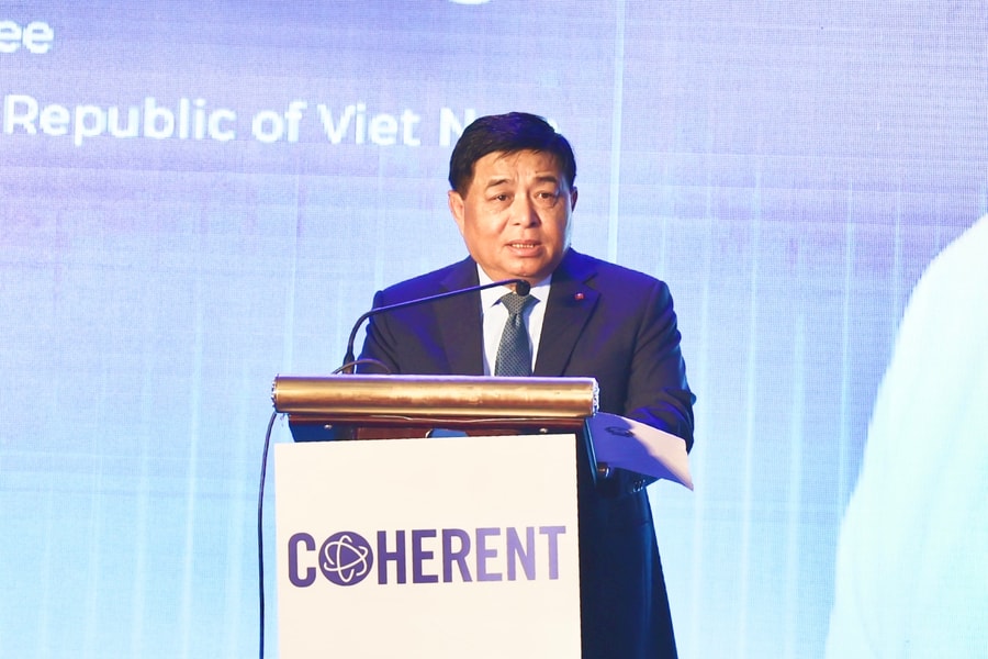 Việt Nam đang trở thành 'cứ điểm chiến lược' cho các tập đoàn công nghệ lớn hàng đầu thế giới