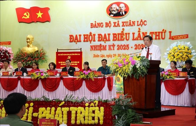 Tập trung xây dựng bộ máy chính quyền xã thực sự gần dân, sát dân, liêm chính