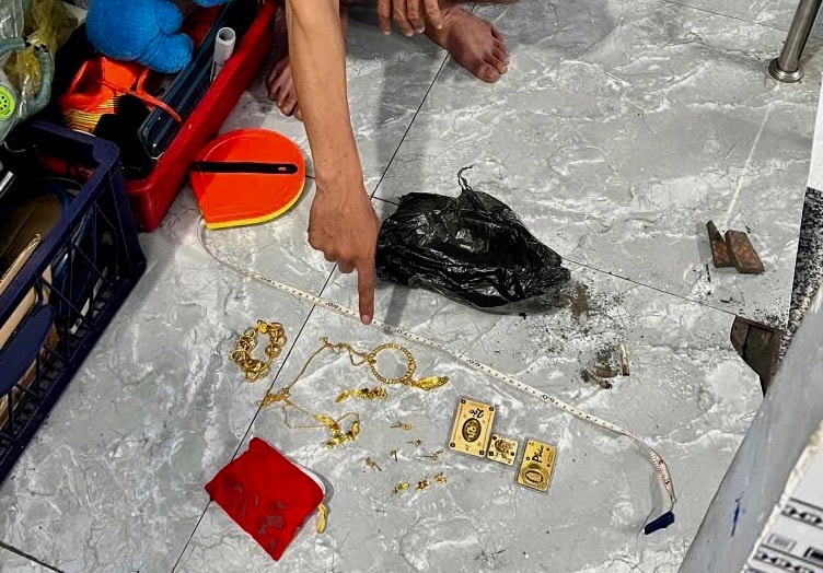 Nhân viên trộm tiền công ty, chưa kịp tiêu xài đã bị bắt