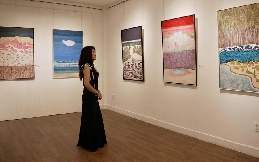 Triển lãm ‘Thiên vũ’ - mối giao cảm sâu sắc giữa con người với thiên nhiên