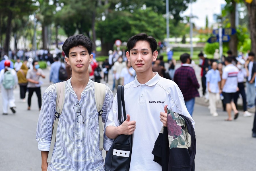 Vì sao điểm chuẩn ngành khoa học vượt cả điểm thủ khoa?