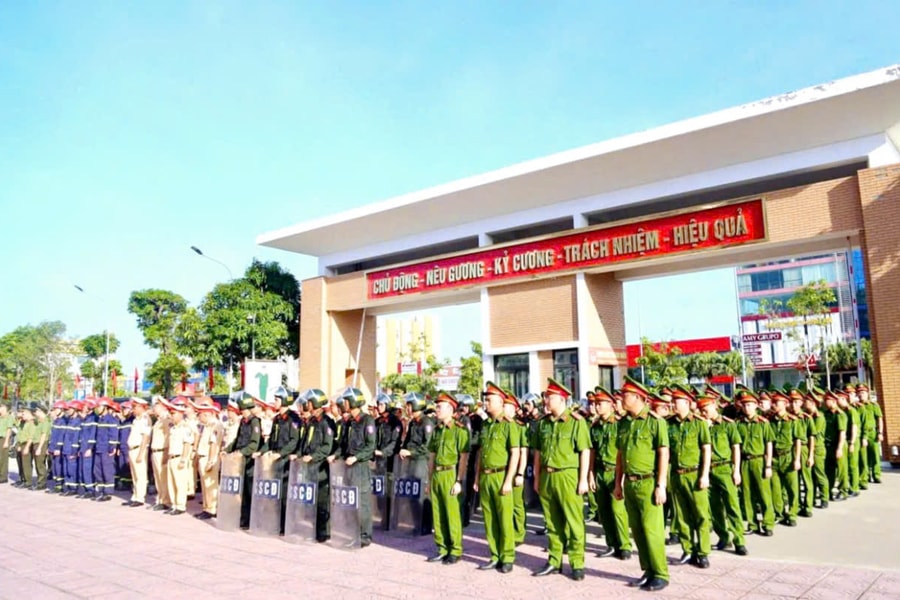 Công an Quảng Ninh đồng loạt ra quân trấn áp tội phạm, đảm bảo an ninh Đại hội Đảng các cấp
