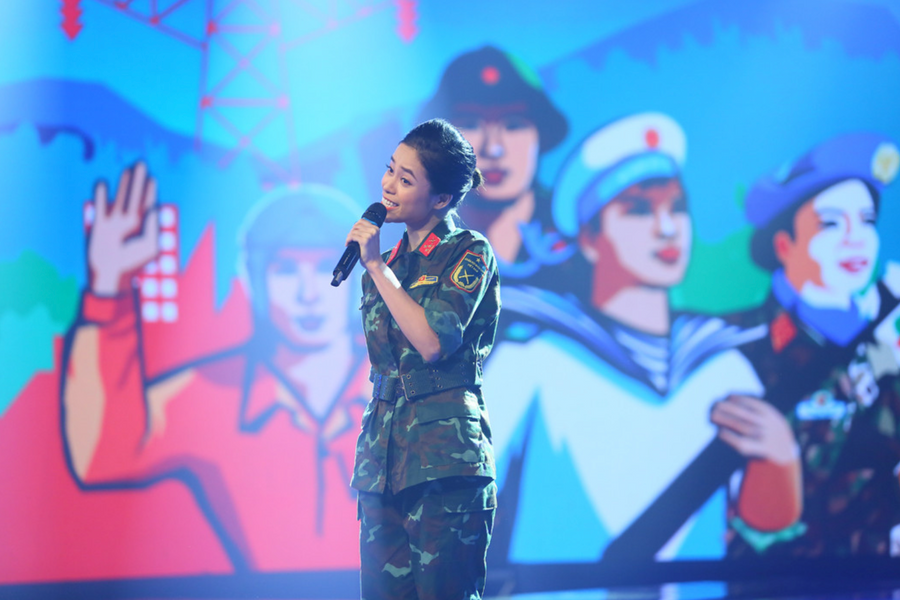 'Bông hoa ánh thép' - Đêm nhạc đánh dấu cột mốc mới của ca sĩ Hoàng Hồng Ngọc