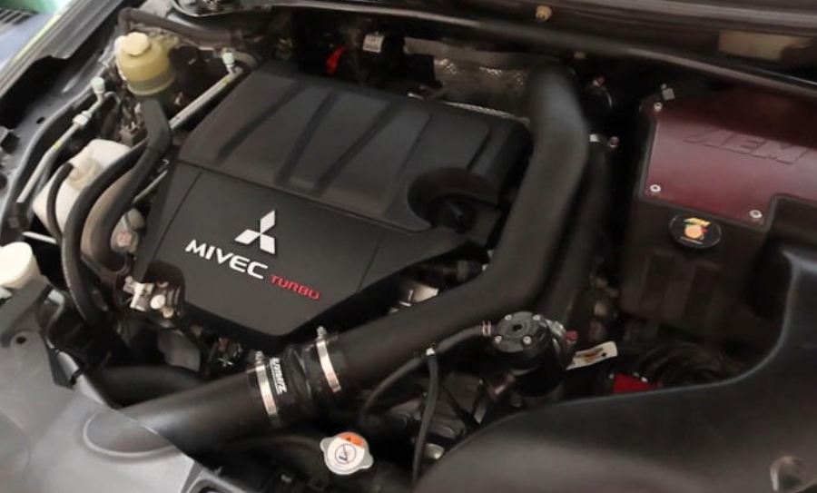 Vì sao một số xe lại đặt ắc-quy ở cốp sau?