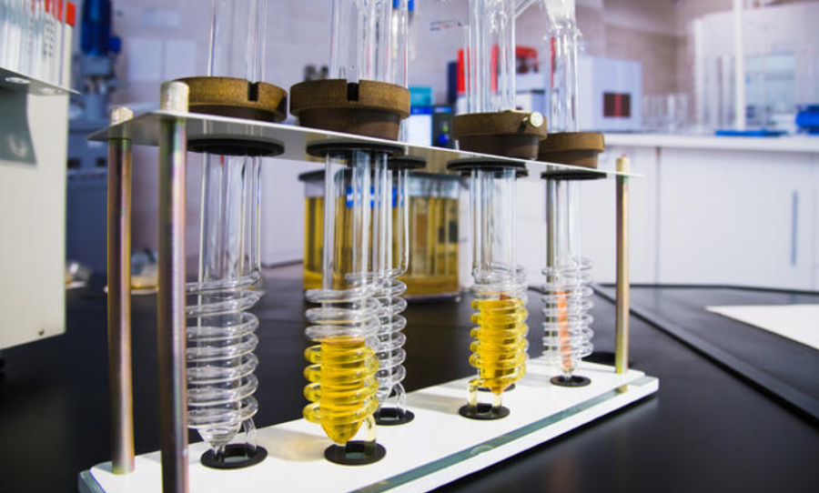 Dầu nhớt tái chế có tốt như dầu mới không?