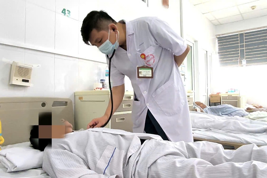 3 bệnh nhân đau đầu cùng phát hiện ký sinh trùng gây viêm màng não