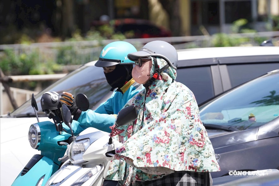 Nắng nóng diện rộng, nhiều nơi vượt ngưỡng 39 độ C