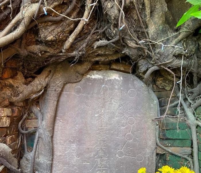 Chưa thể trùng tu bia yểm thủy đạo bị phá hoại ở Hội An