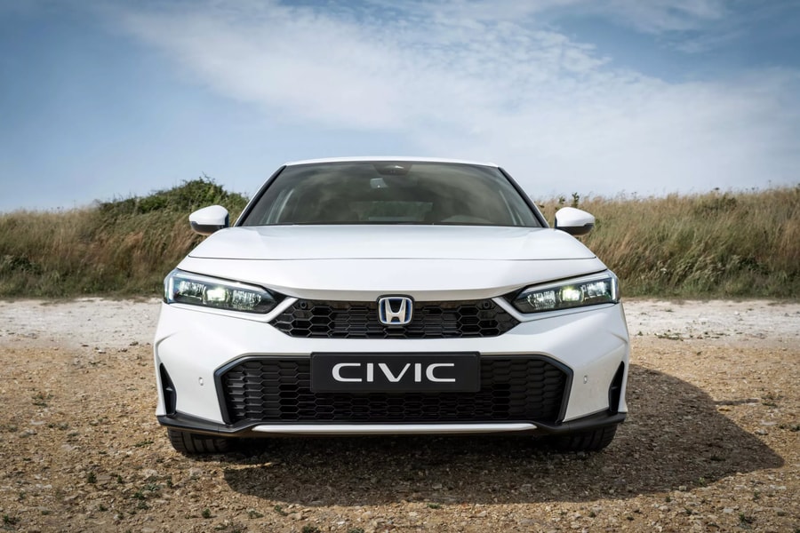 Honda Civic 2026 lộ diện, chỉ còn tùy chọn hybrid