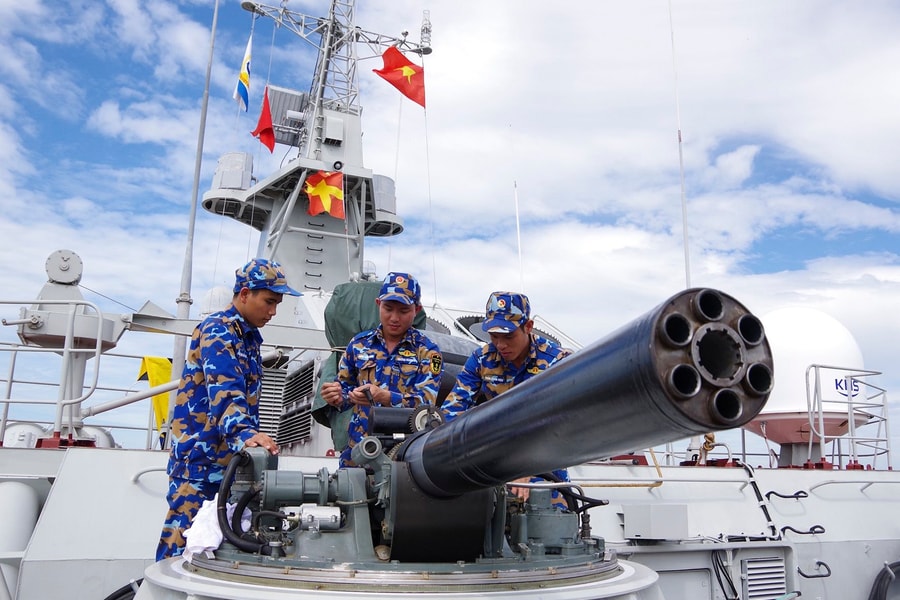 Diễu binh lực lượng vũ trang trên biển ở Cam Ranh, truyền hình trực tiếp về Quảng trường Ba Đình dịp kỉ niệm Quốc khánh 2/9