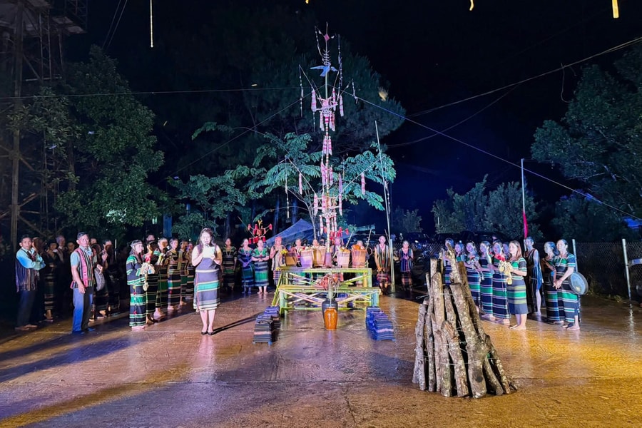 Quảng Trực - Nơi biên cương nở hoa