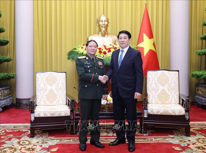 Vun đắp mối quan hệ hữu nghị vĩ đại, đoàn kết đặc biệt, hợp tác toàn diện Việt Nam - Lào