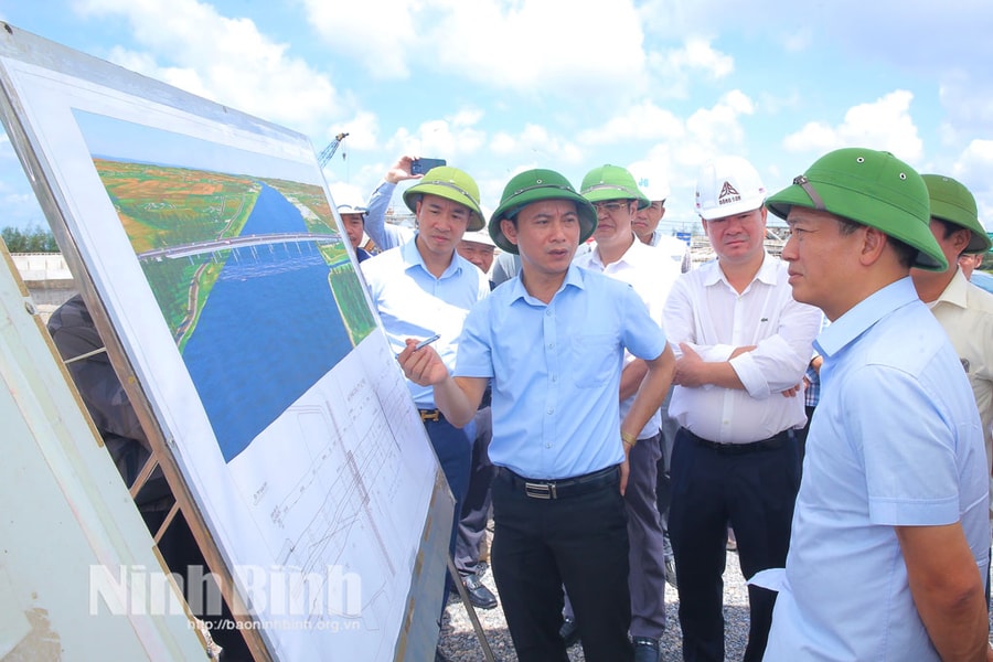 Ninh Bình đẩy nhanh tiến độ thi công, đảm bảo chất lượng các công trình giao thông