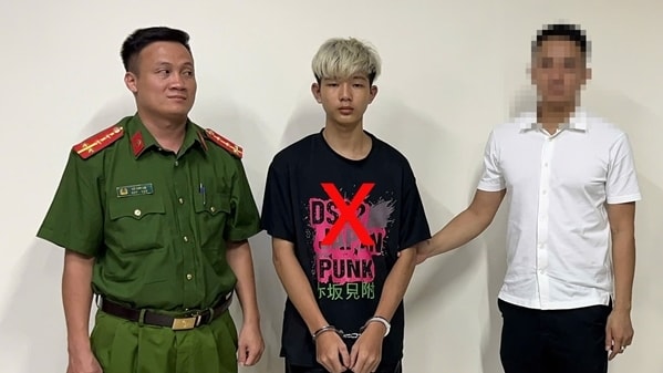 Cháu trai đột nhập vào nhà bà ngoại, khống chế, cướp tài sản