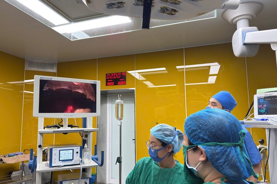 Cứu sống cô gái 29 tuổi bị chửa ngoài tử cung vỡ, nguy kịch tính mạng