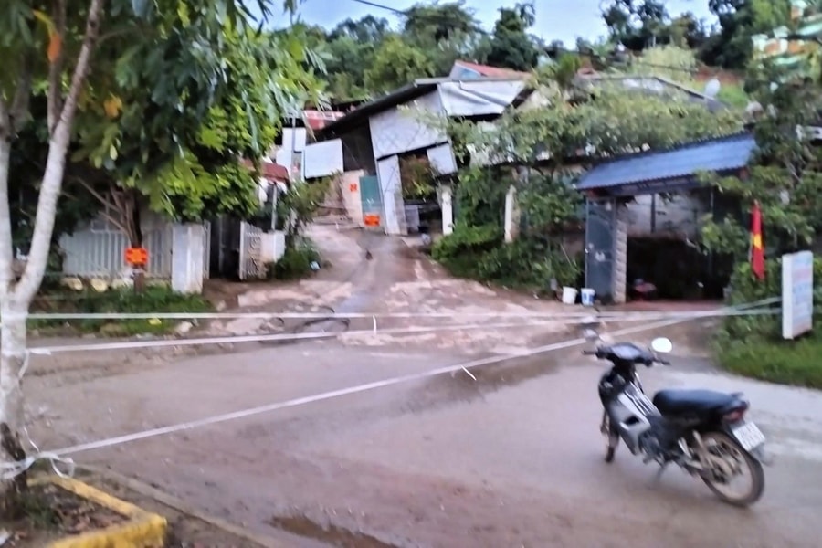 Sơn La: Di dời khẩn cấp hàng chục hộ dân vì sạt lở đất