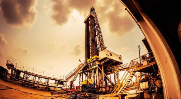 Giá dầu 'nín thở' trước thượng đỉnh Mỹ - Nga