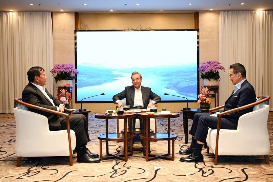 Trung Quốc kêu gọi Thái Lan và Campuchia hòa giải trong cuộc đàm phán ba bên