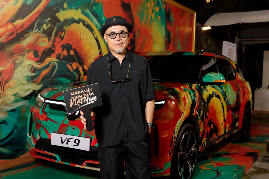 “Ghế nóng” cuộc thi sáng tác ca khúc VinFast: Giám khảo Huy Tuấn nói gì với thí sinh trước giờ G?