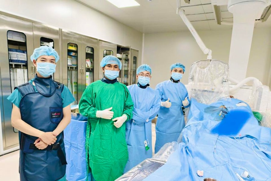 Cụ ông 75 tuổi thoát chết ngoạn mục sau cơn đột quỵ nặng