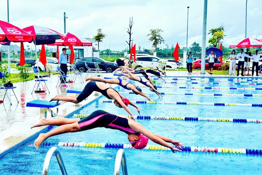 Quảng Ninh: Gần 250 vận động viên tranh tài tại Giải bơi dành cho học sinh, thiếu nhi