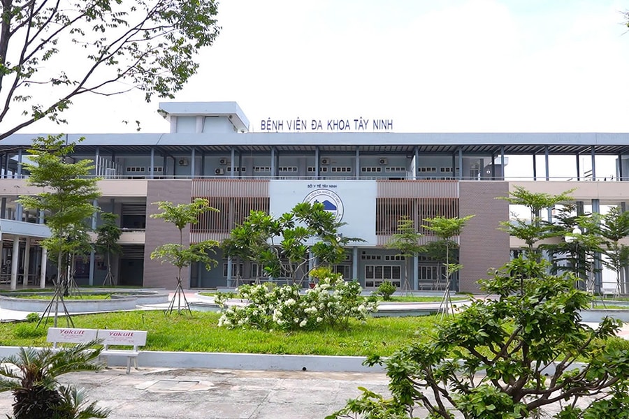 Bé trai 13 tháng tử vong, Bệnh viện Tây Ninh xem xét kỷ luật 2 điều dưỡng vì sai sót chuyên môn