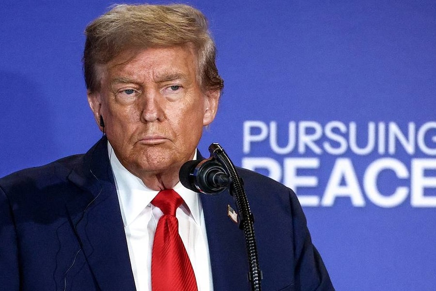 Ông Trump bác tin Mỹ đã dỡ bỏ hạn chế vũ khí tầm xa cho Ukraine